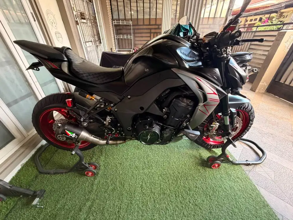 D jual kawasaki z1000 ful modif pajak on.plat BM