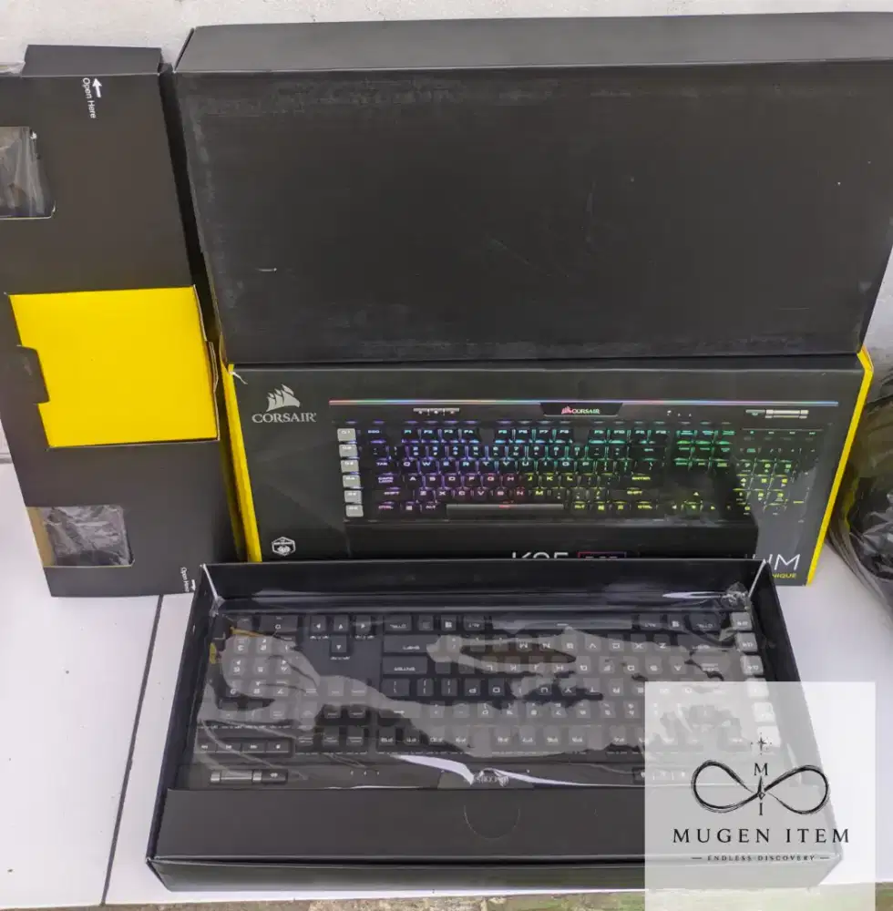Keyboard Corsair K95 RGB Platinum | New Old Stock Gudang
