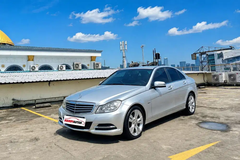 Mercedes Benz C200 Avantagrde 2013 Automatic Abu abu metalik