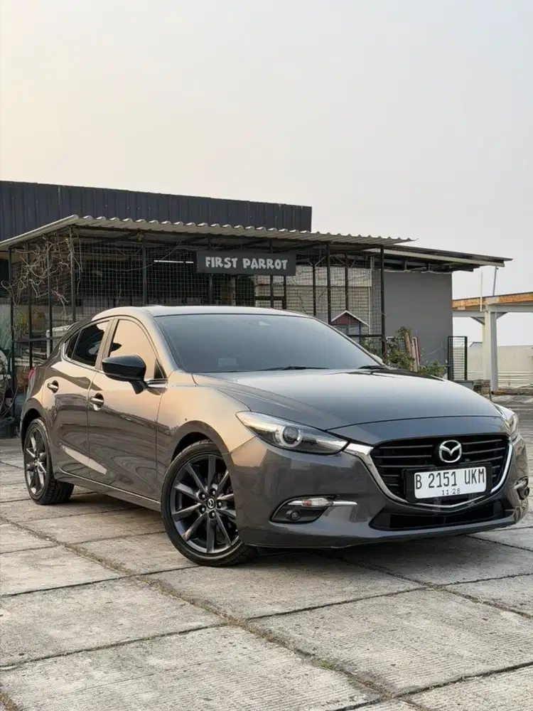 (Km Low 50ribu Record) MAZDA 3 HATCBACK 2.0 SKYAKTIVE AT 2018