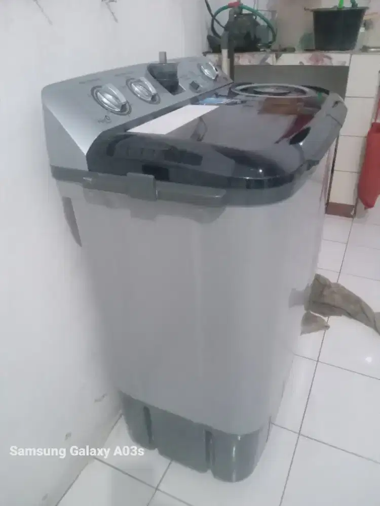 Mesin cuci 1 tabung sanken