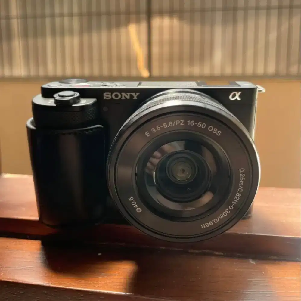 Sony ZVE10 Full Set