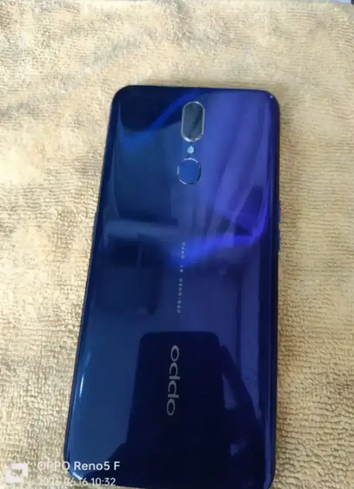 Oppo f11 4/128 hp+cas