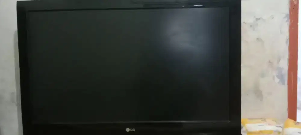 LG 27in kondisi bekas bagus