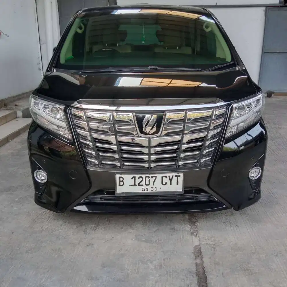 Alphard Mulus Tahun 2015