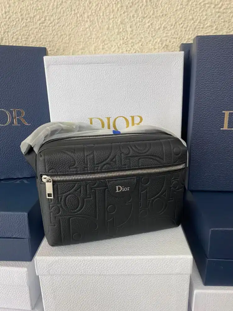 Tas selempang dior unisex