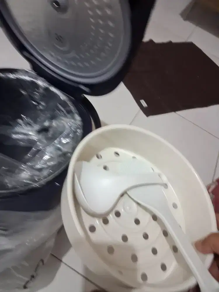 Magicom ( Rice cooker)