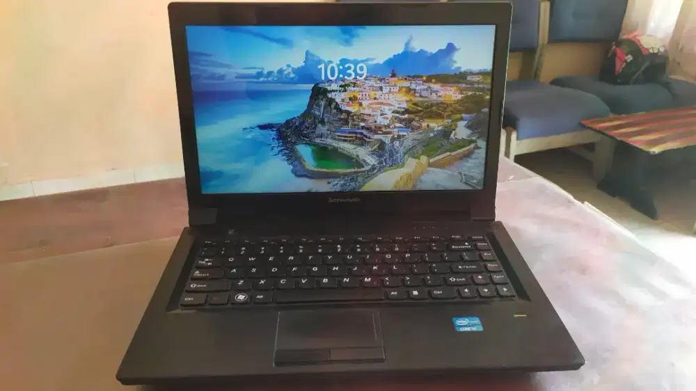 Laptop Lenovo Core i3 Ram 6GB Windows 11