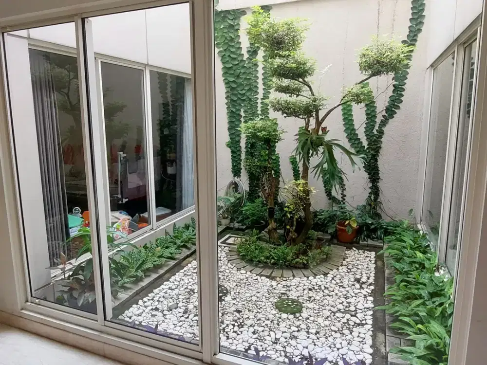 Dijual Rumah Bagus Di Mozart Selatan, Gading Serpong