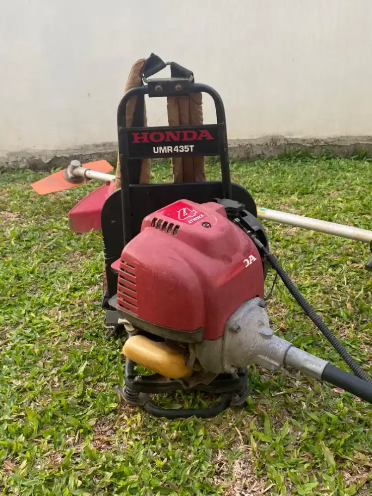 MESIN POTONG RUMPUT HONDA 4 TAK GENDONG