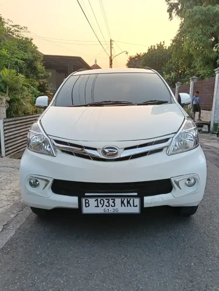 Xenia R Deluxe Sporty Matic