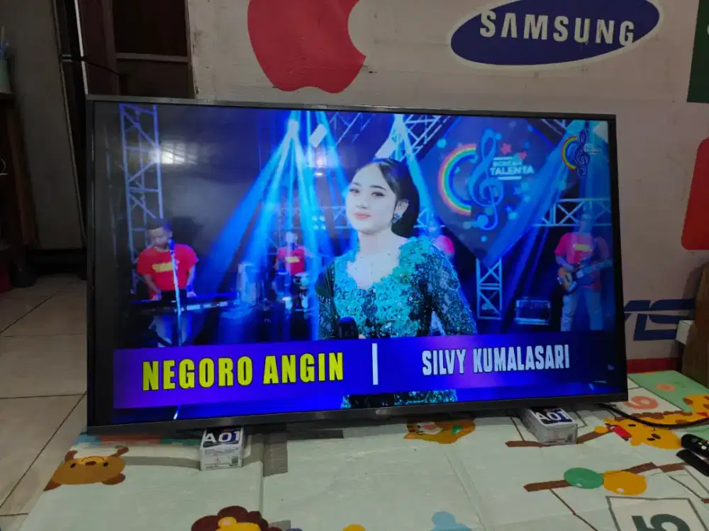 TV LG 49 Smart TV Siap Pakai