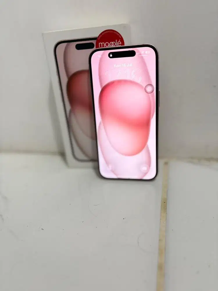 Iphone 15 pink garansi