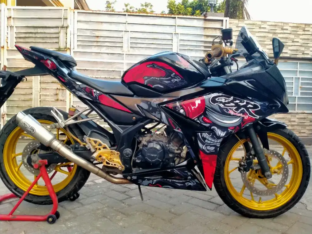 Honda CBR facelift lengkap mesin segel sehat kterangan detail dibawah