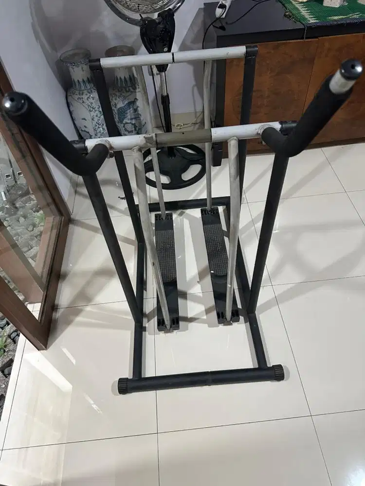 Alat Olahraga kinetik air walker