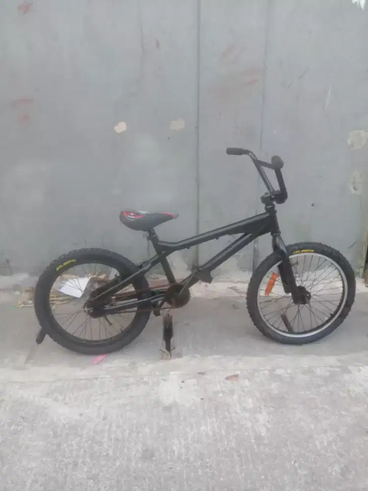 Jual sepeda BMX UK 20