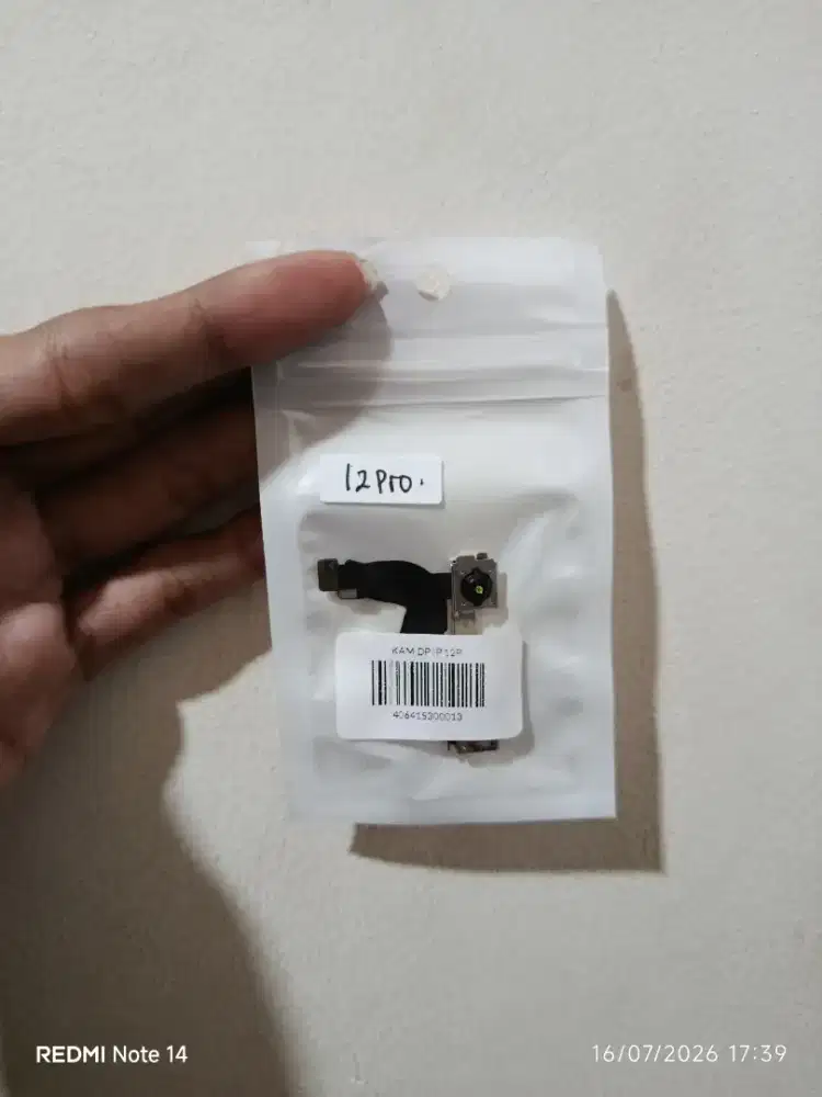 kamera depan ip 12 pro