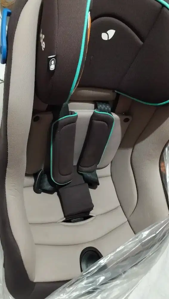 Car seat Joie Premium. Tempat duduk di mobil buat bayi/batita