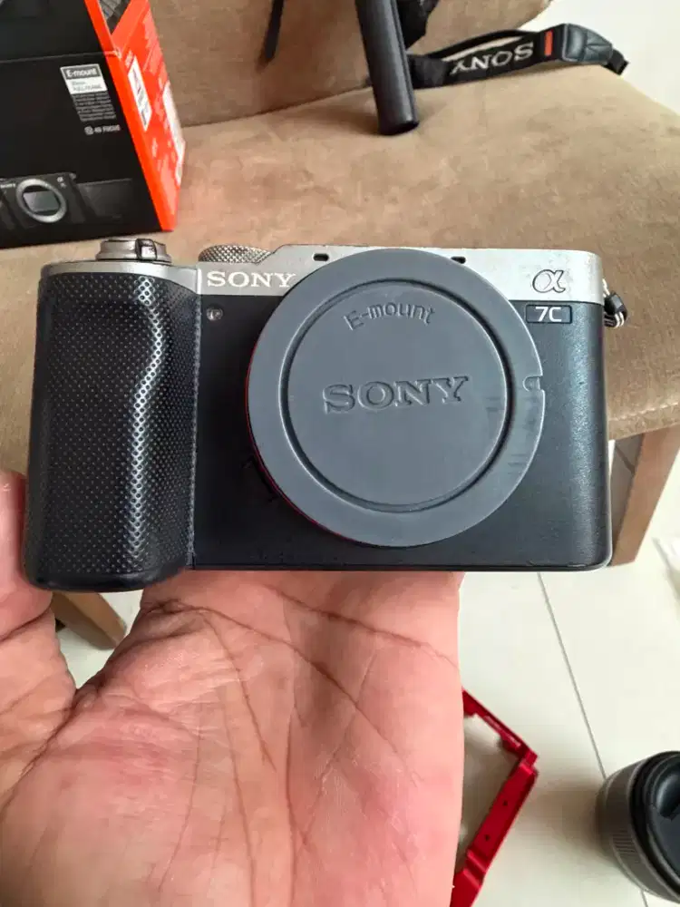 Camera Sony A7c plus lensa