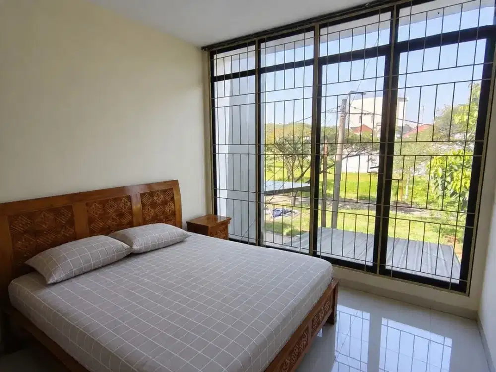 Rumah Bagus di Taman Simpruk Lippo Cikarang