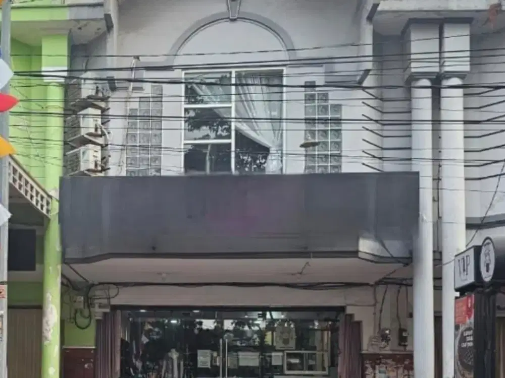 RUKO RUNGKUT MAPAN Row jalan 2 mobil longgar ada 5 AC, CCTV