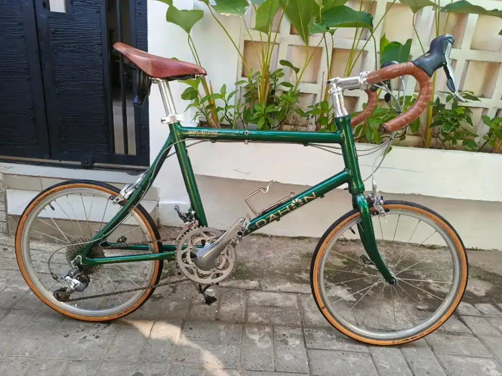 sepeda minivelo lipat Dahon dash altena
