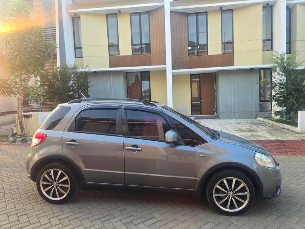 Suzuki SX4 2009 Bensin
