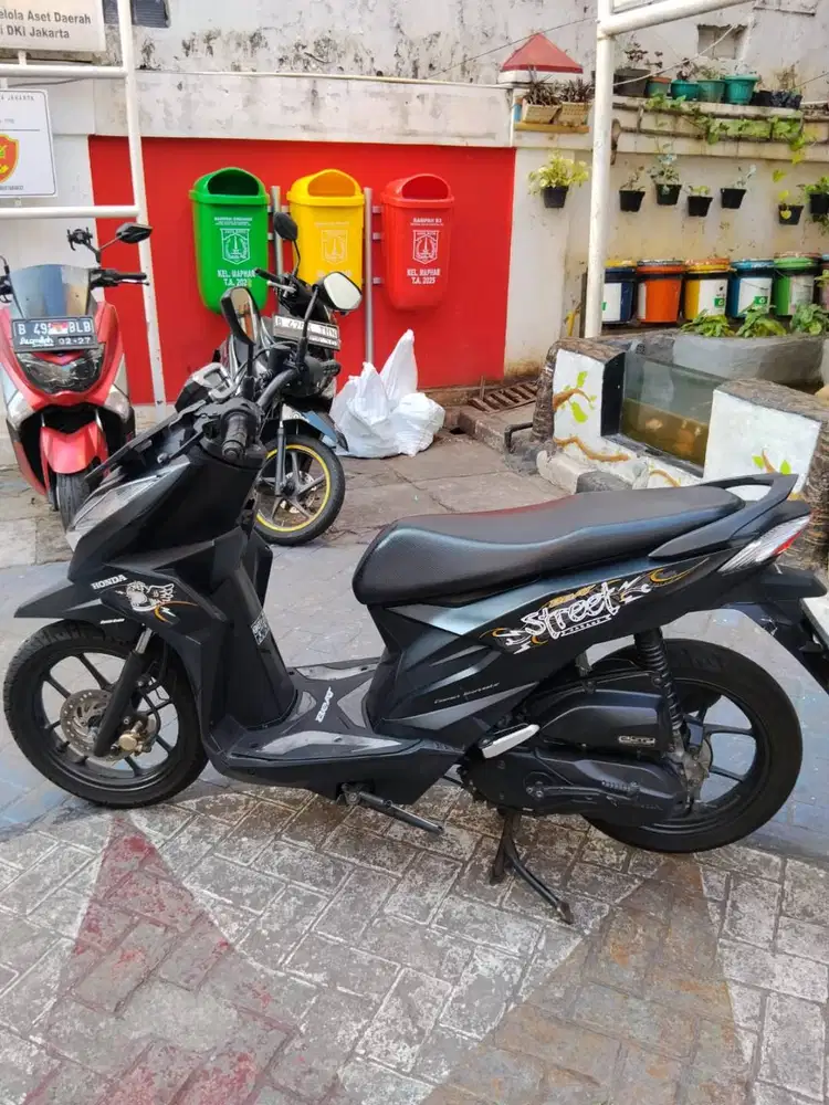 Honda Beat Street Tahun 2021