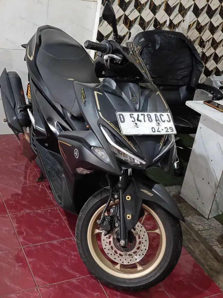 Aerox abs tahun 2019 tipe tertinggi/tt boleh gan cash lebih bagus