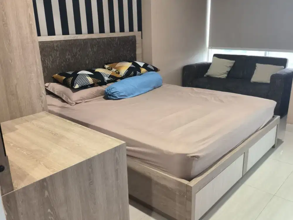 dijual apartement grand Sungkono lagoon studio+ furnish lengkap ada AC kasur tv kitchenset dll unit terwat lokasi dekat tol mayjen sungkono