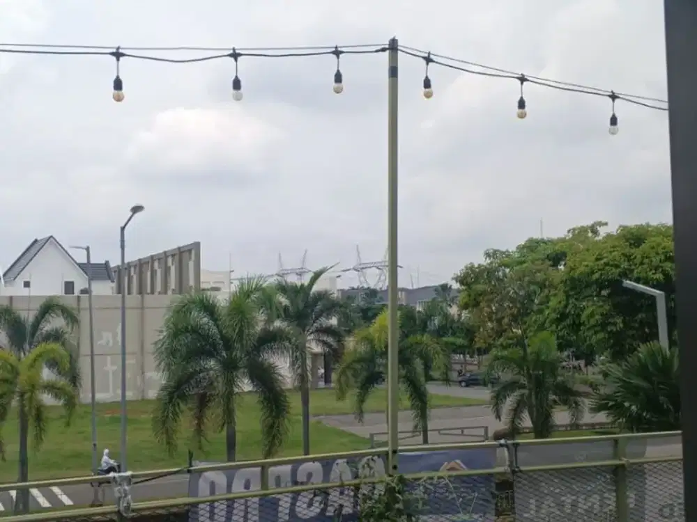 Disewakan Gandeng Ruko Faraday 2 Lantai – Ex Cafe Siap Pakai! 125 Jt/Th