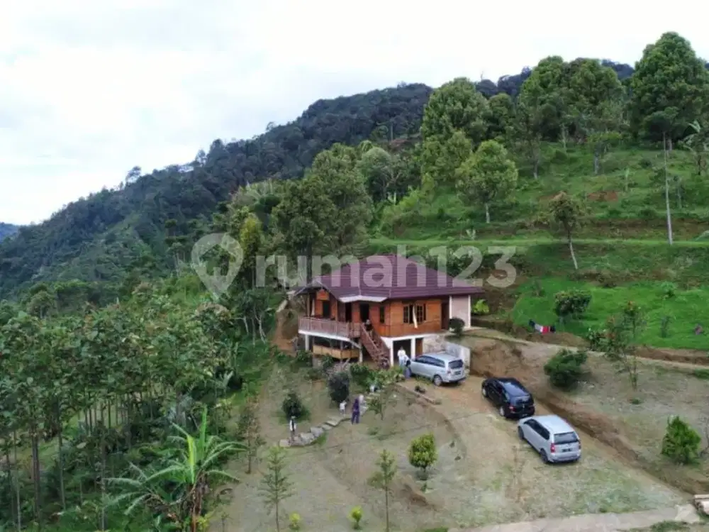 Kavling Ini Ada Rumah Kayu...sejuk Asri