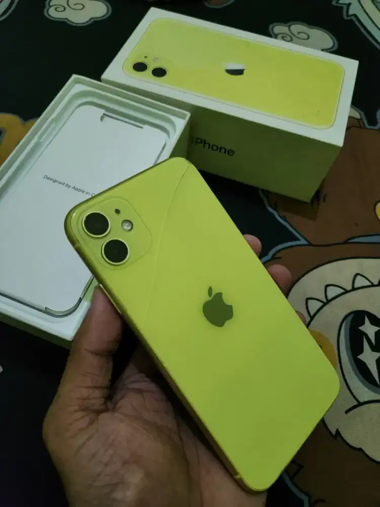 IPhone 11 64GB Yellow Murah