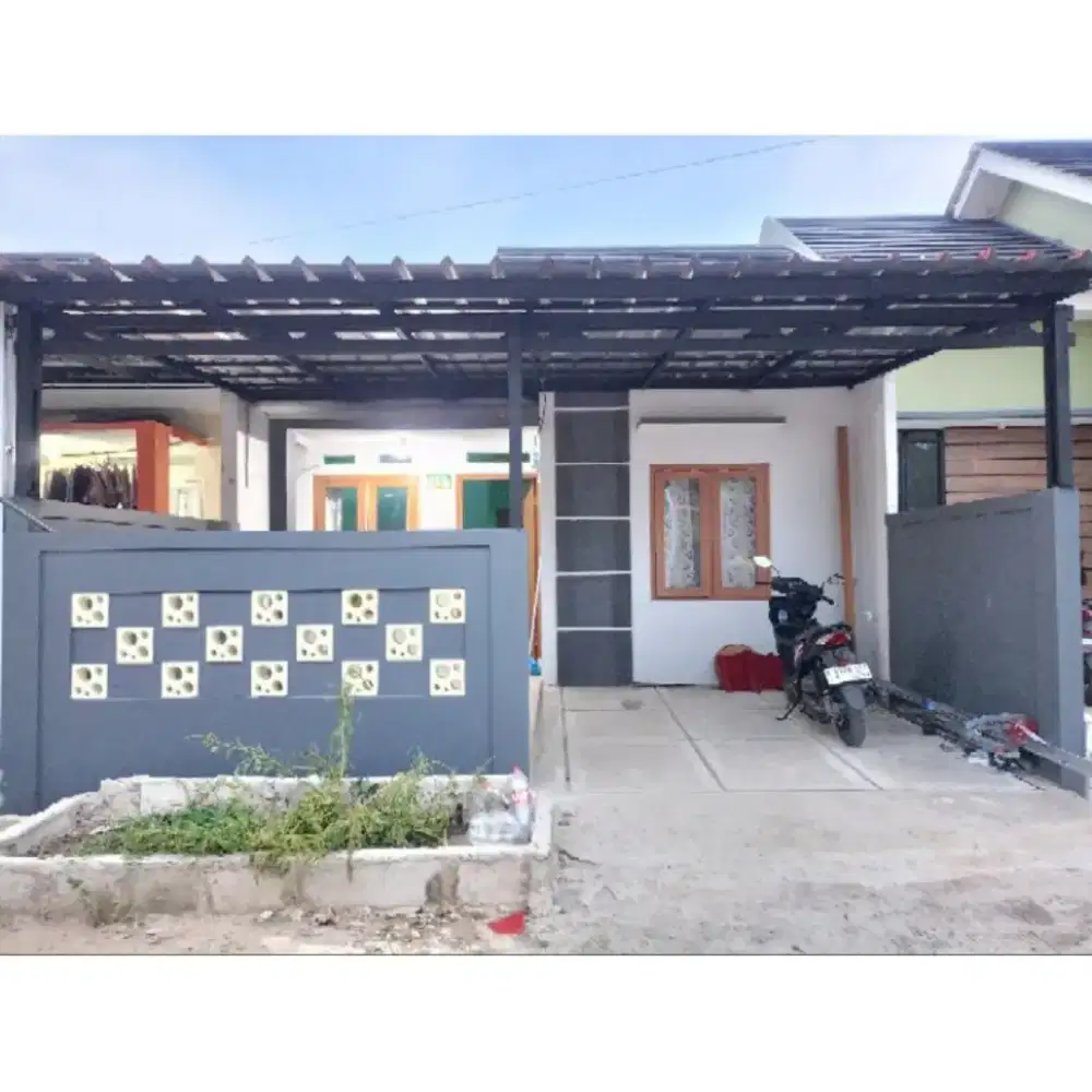 Kanopi baja ringan