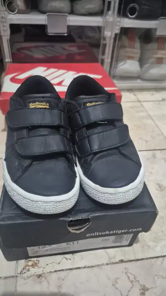 Sepatu anak onitsuka