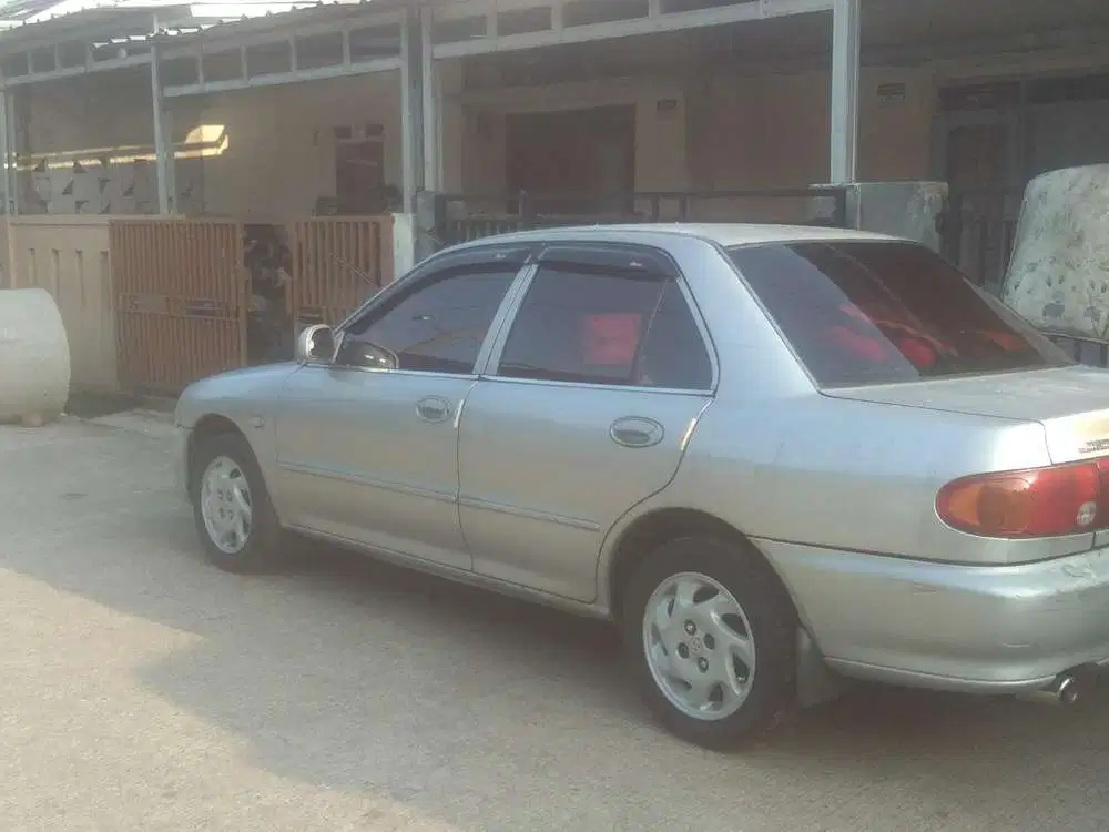 Mitsubishi Lancer 1994 Bensin