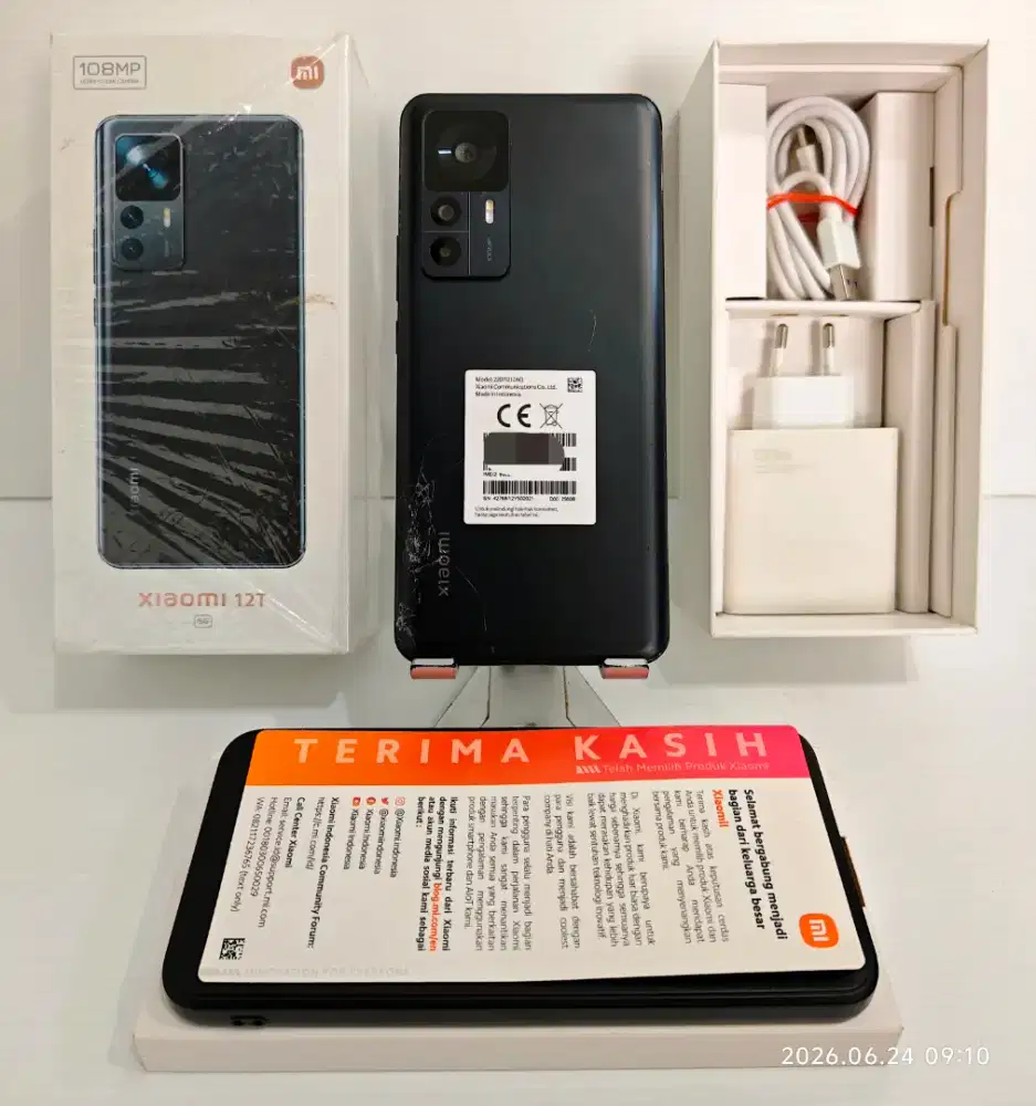 Xiaomi 12T 5G 8/256 Gb  Fullset minus (Lighsaber& backcase) Bisa TT/BT