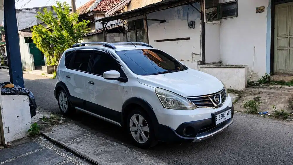 Nissan Livina x gear 1.5 Matic