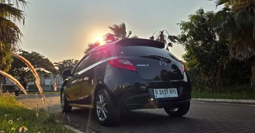 MAZDA 2 RZ AT 2013
