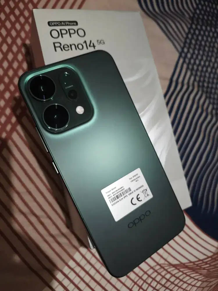 Oppo Reno 14 12/256 Mulus Fullset Ori Garansi Oktober 2026