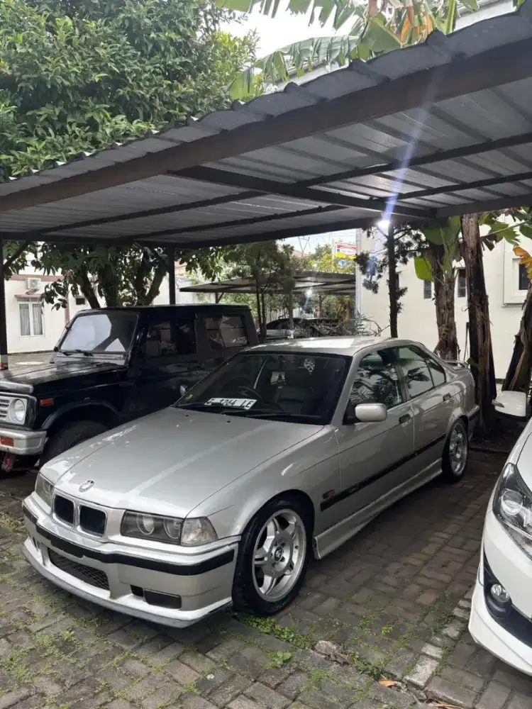 BMW E36 320 M52 1995
