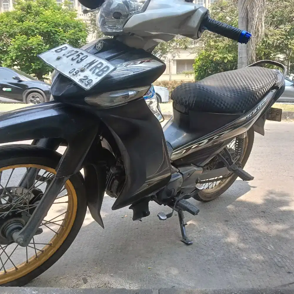 Jual Vega ZR kondisi lancar pakaian harian