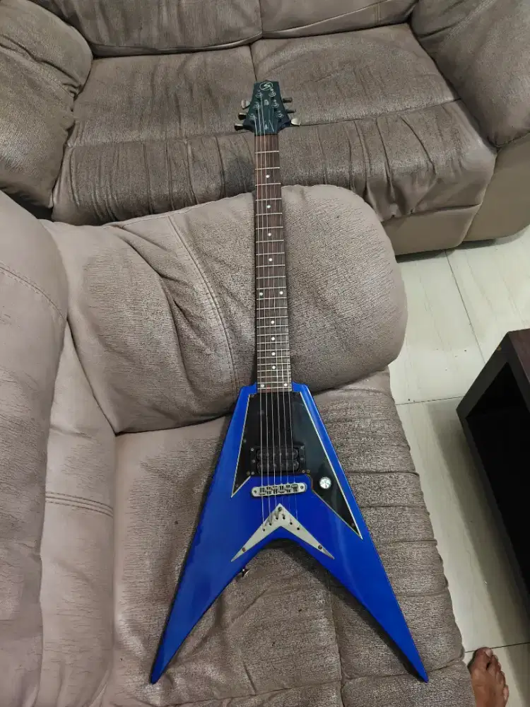 Gitar flying V original samick JTR mulus lancar jaya