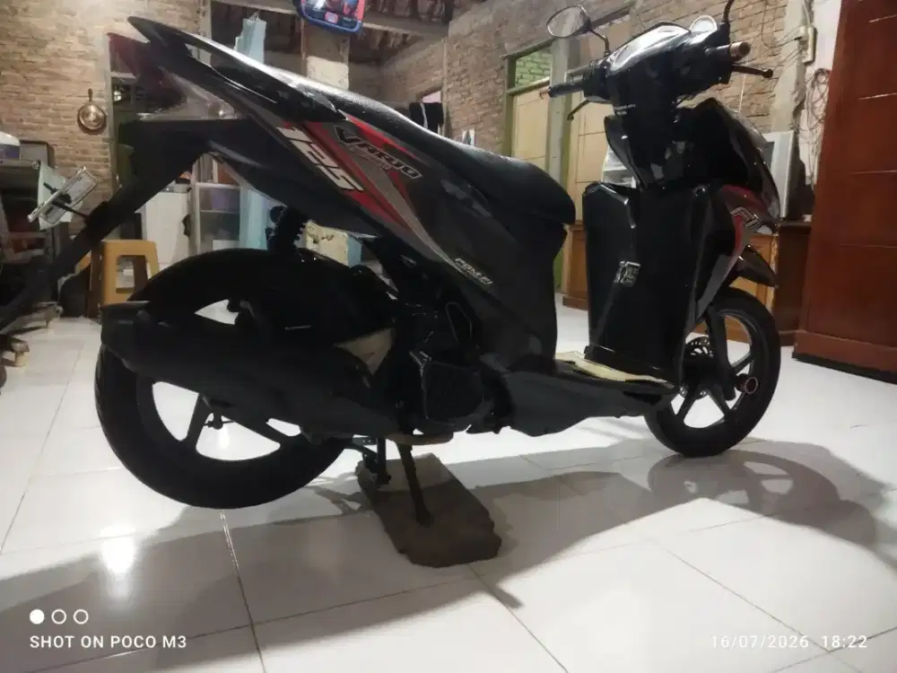 VARIO KZR 125 2014
