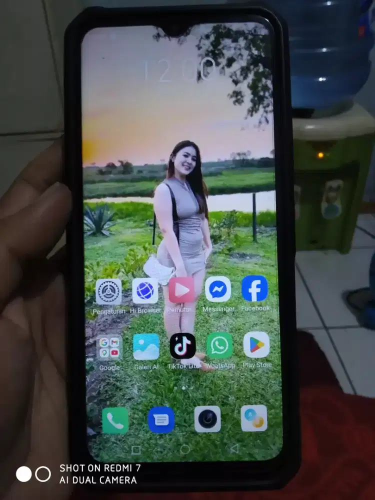 Infinix Hot 11 play 4G 4/64 layar 6.6 inchi