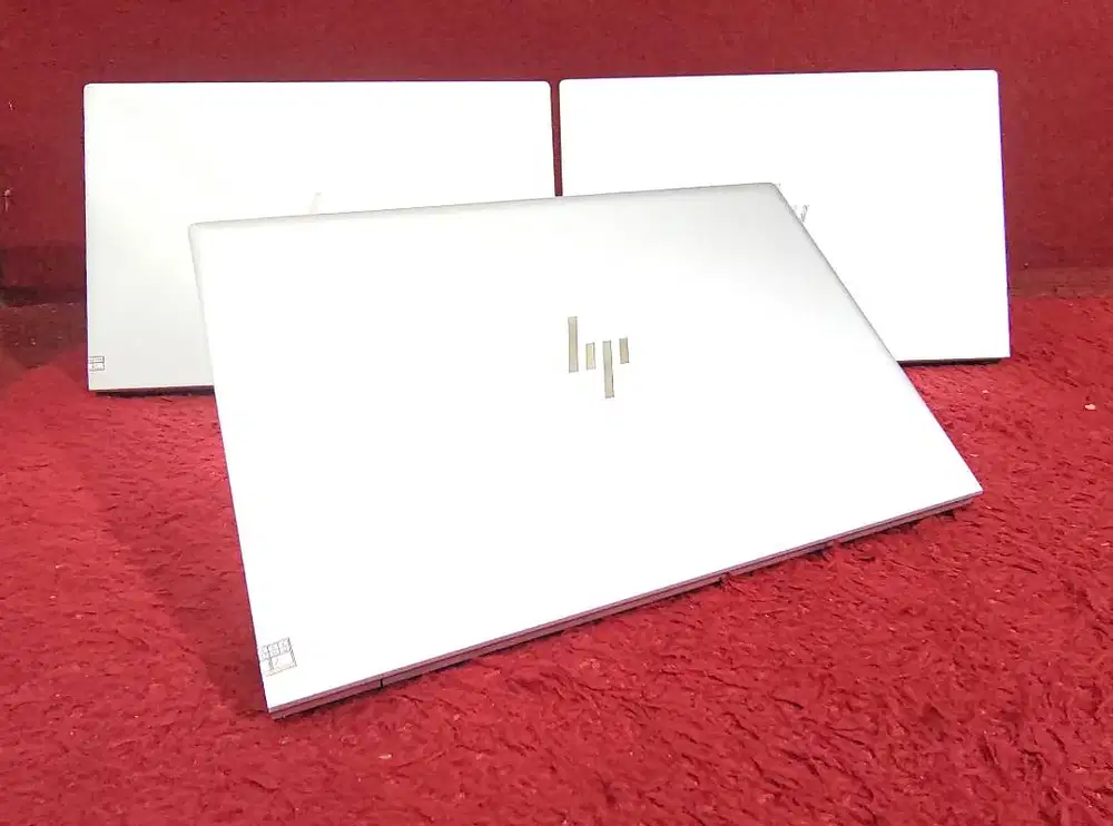 Laptop HP EliteBook 830 G8 Core i7 Vpro-1185G7 RAM 16 SSD 256GB MALANG