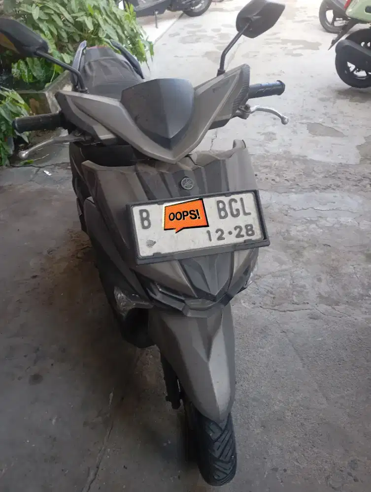 Dijual murah Motor Mio Soul GT 125 2015 abu abu dalam keadaan mati