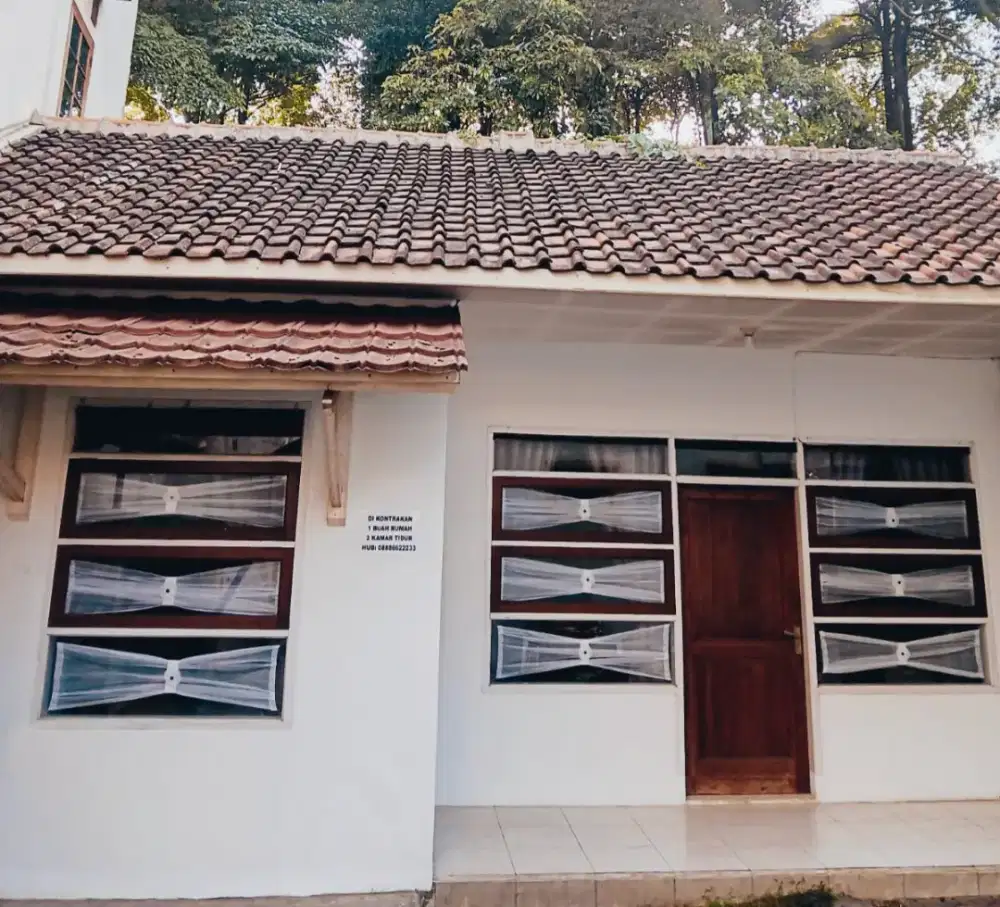 Di Kontrakan Rumah