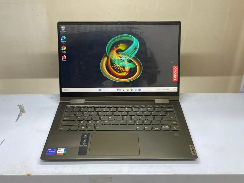 Lenovo Yoga 7i 14ITL5 Intel Core i7-1165G7 RAM 16 GB SSD 512 GB Mulus