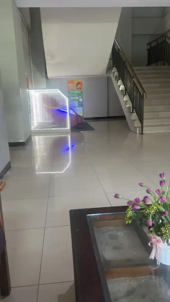 Front office dan housekeeping